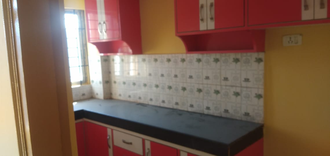 Semi Furnished 3bhk in New Sarania, Guwahati, Assam, India for Rent